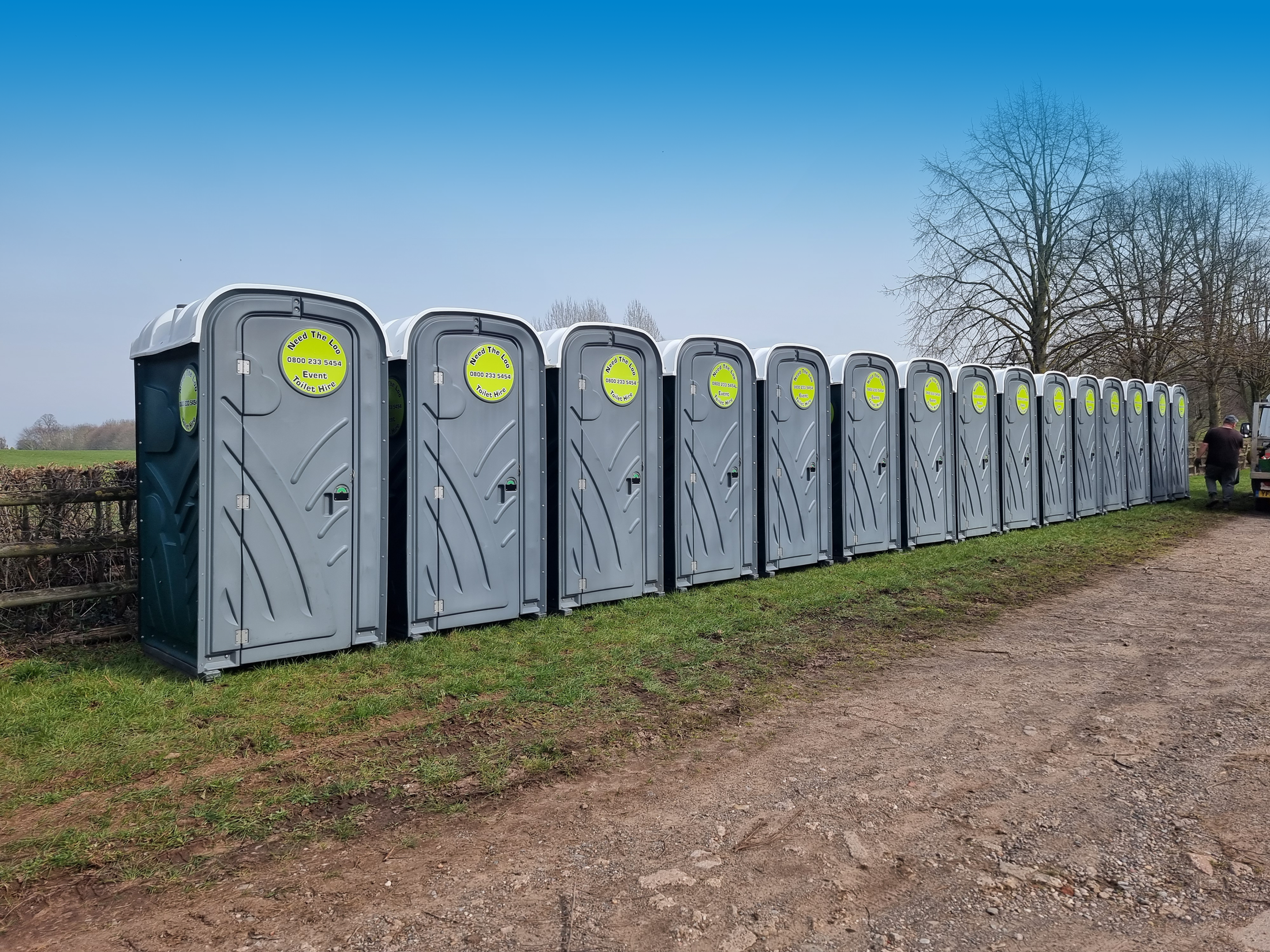 Need the loo Event portable toilet hire Warwickshire